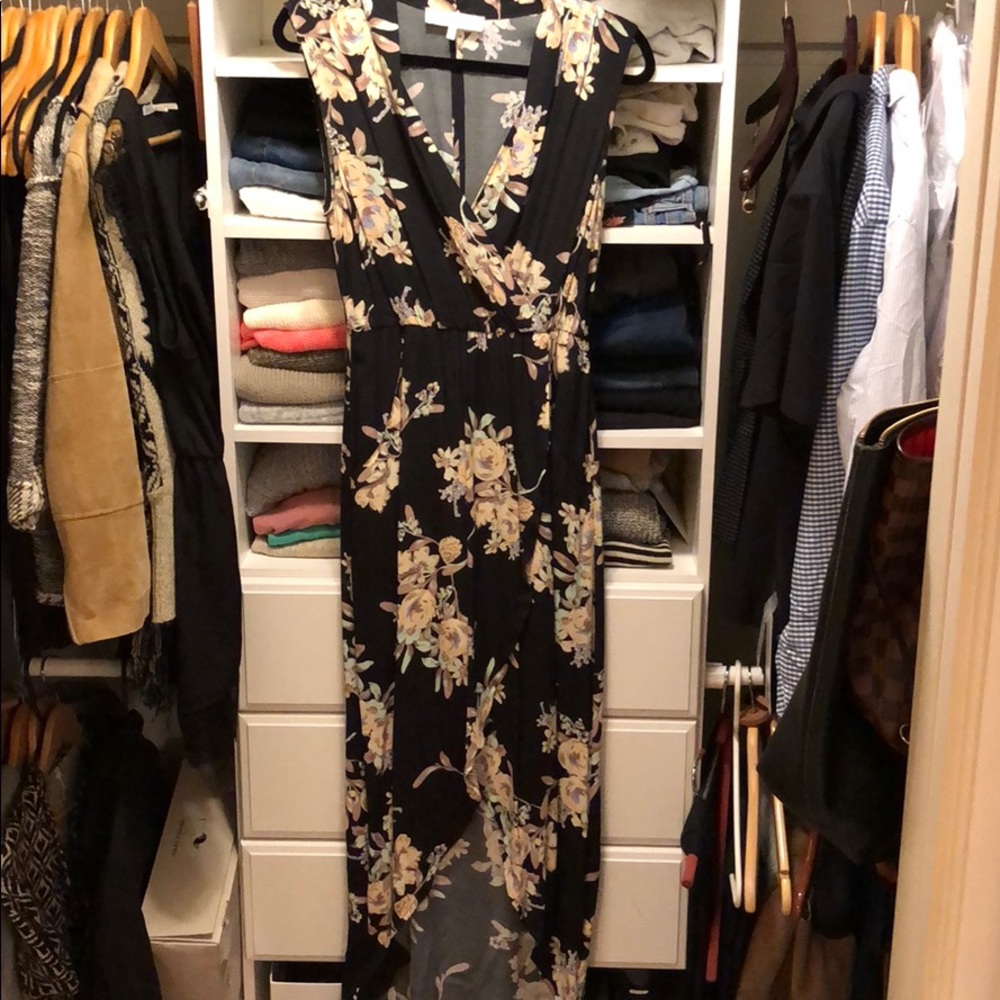 ASTR Floral High Low No sleeve maxi